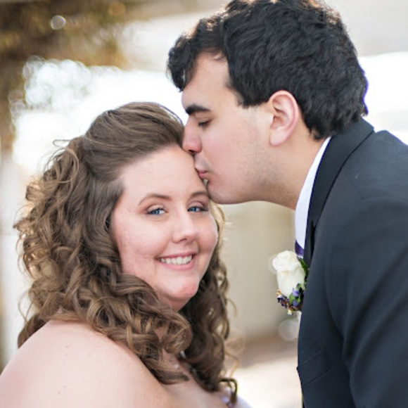 Meet your Posher, Jessica - Picture 1 of 1